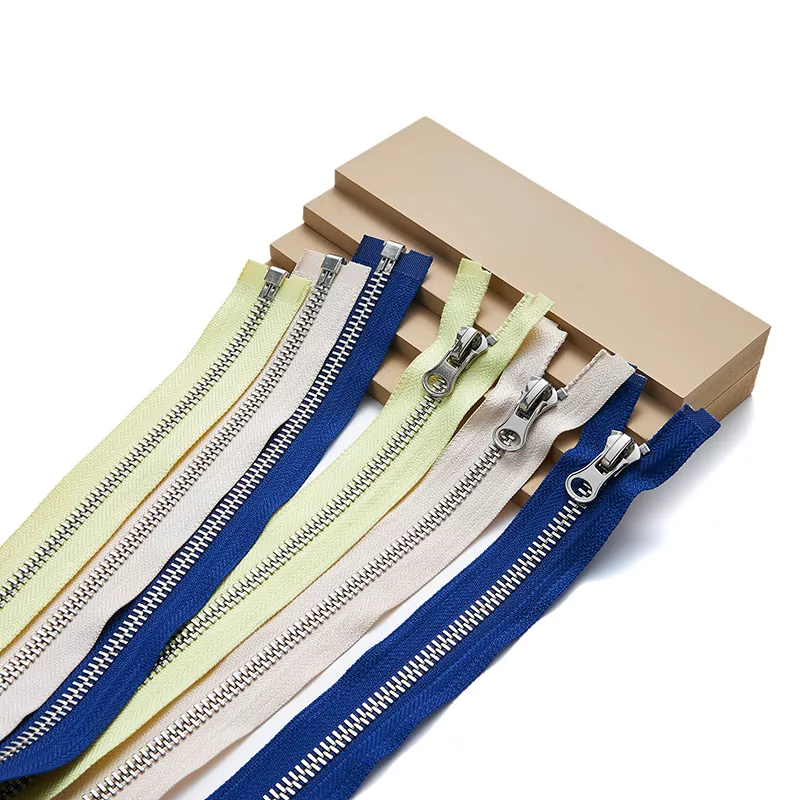 Ekologiczny zamek błyskawiczny z metalu pochodzącego z recyklingu