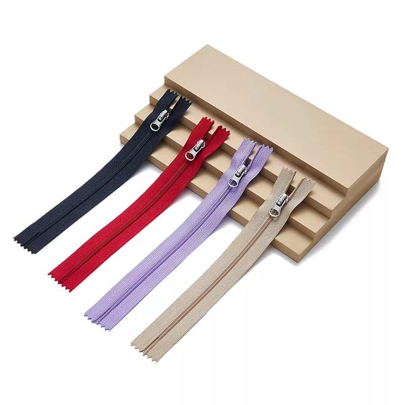 Standardowy nylonowy zamek błyskawiczny